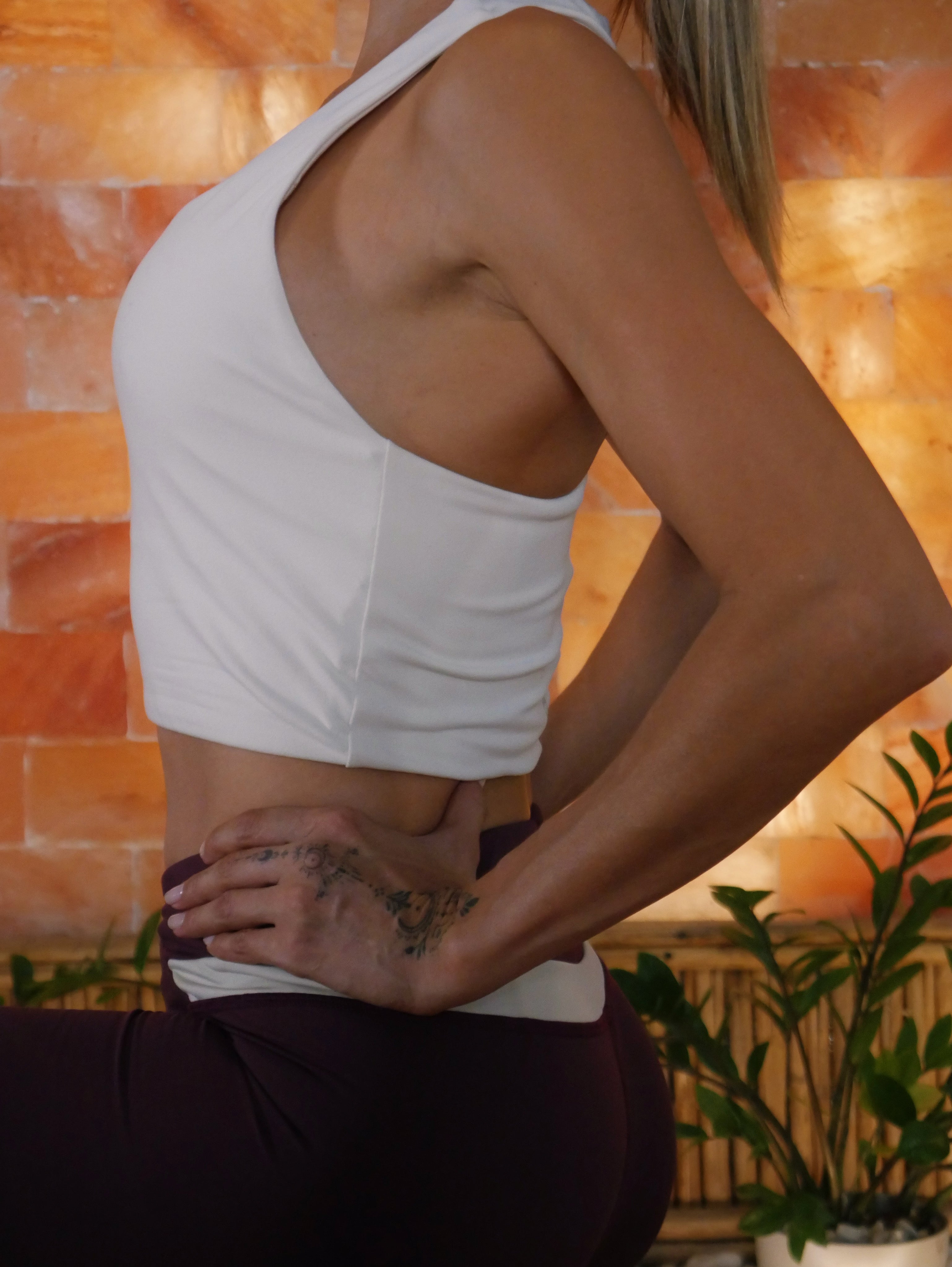 Center Strap Sports Bra